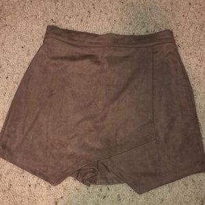 Classy and fun velvet skort for going out!